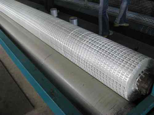 土工格柵的生產現場